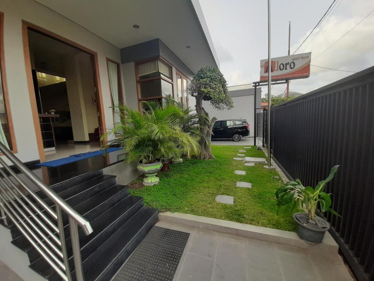 Alloro Guesthouse Pacitan Bagian luar foto